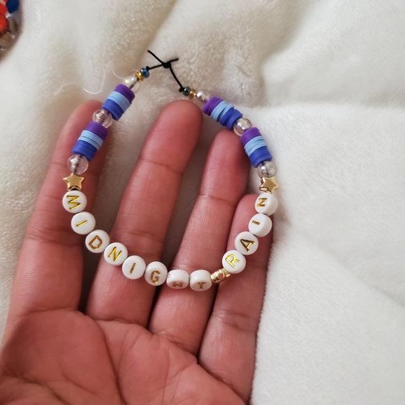 Set of 5 Taylor Swift Eras Tour Friendship Bracelets Keepsake - Picture 5 of 16